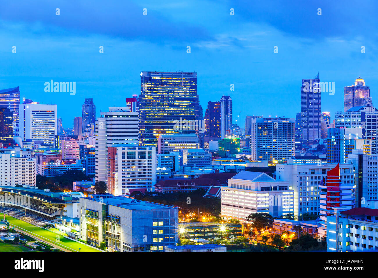 Città di Bangkok di notte Foto Stock