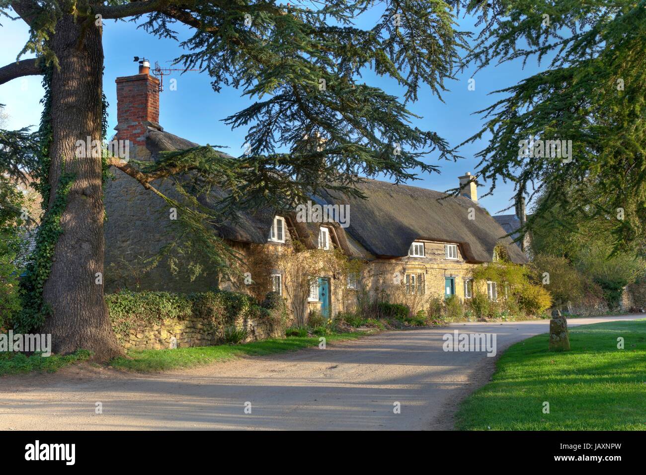 Il piccolo villaggio di Hidcote Bartrim vicino Hidcote giardini, Chipping Campden, Gloucestershire, Inghilterra. Foto Stock