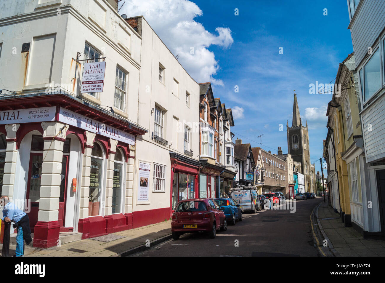 Mercato georgiano Street, Taaj Mahal curry house Harwich Essex Inghilterra Foto Stock