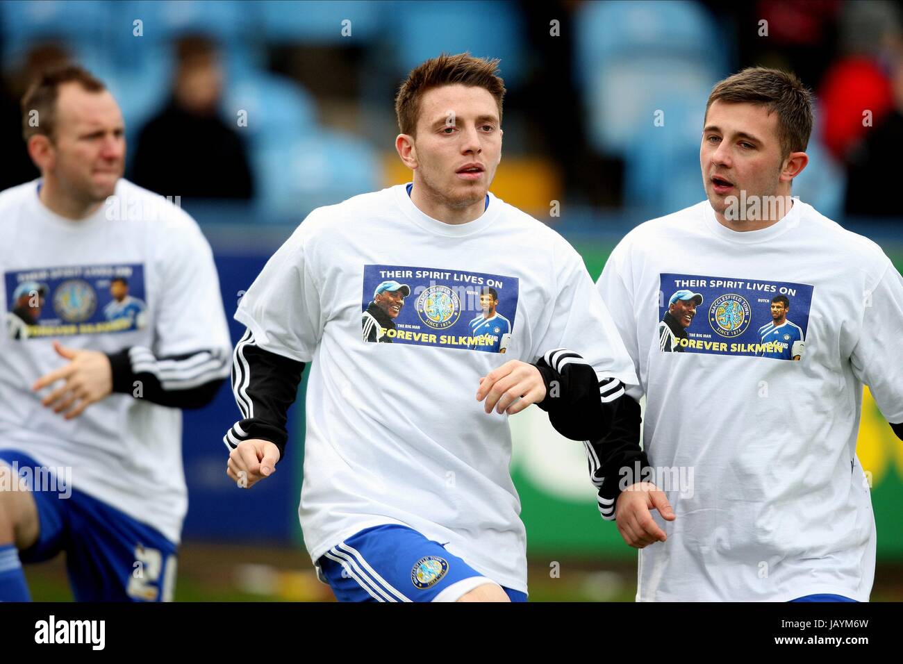 I giocatori indossano la t-shirt per il kite MACCLESFIELD V BOLTON WANDERER MOSS ROSE SUOLO MACCLESFIELD INGHILTERRA 07 Gennaio 2012 Foto Stock