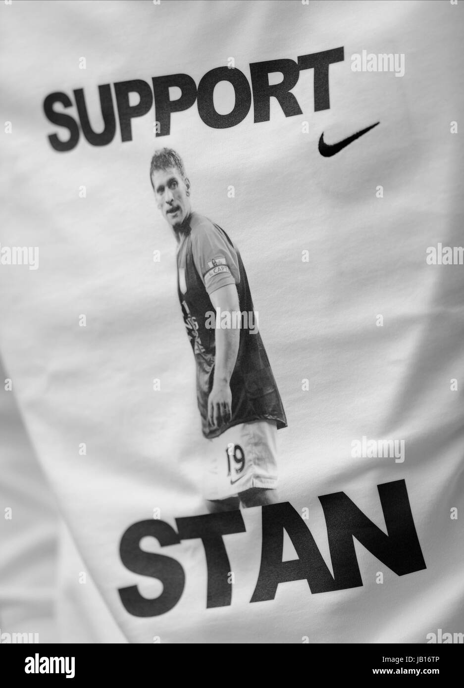 Supporto Stilian PETROV T-SHIRT ASTON VILLA V Aston Villa V CHELSEA VILLA PARK Birmingham Inghilterra 31 Marzo 2012 Foto Stock