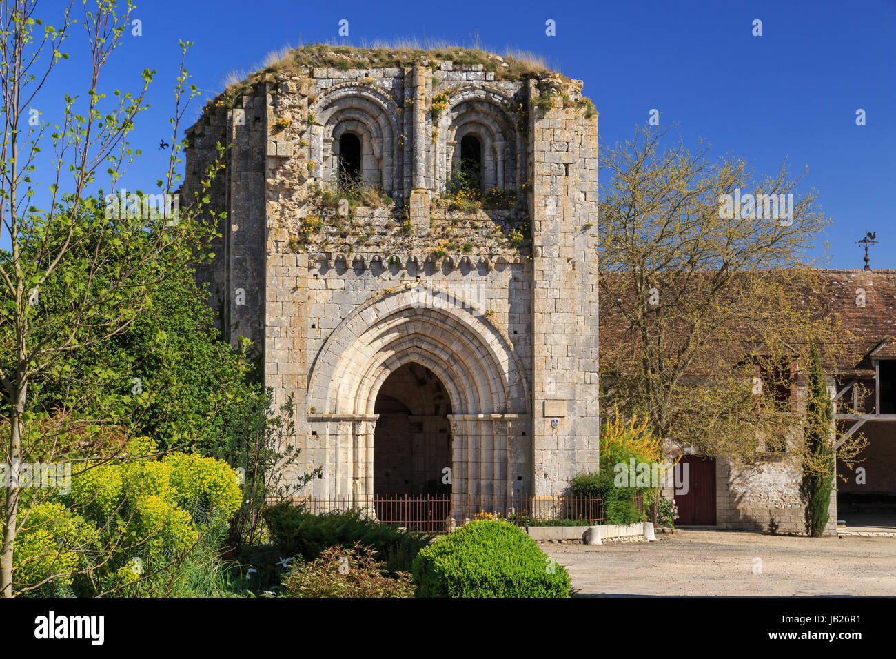 Francia, Seine-et-Marne (77) , Château Landon, la Tour Saint-André, vestigia de l'ancien prieuré de Saint-André // Francia, Seine et Marne, Chateau Lando Foto Stock