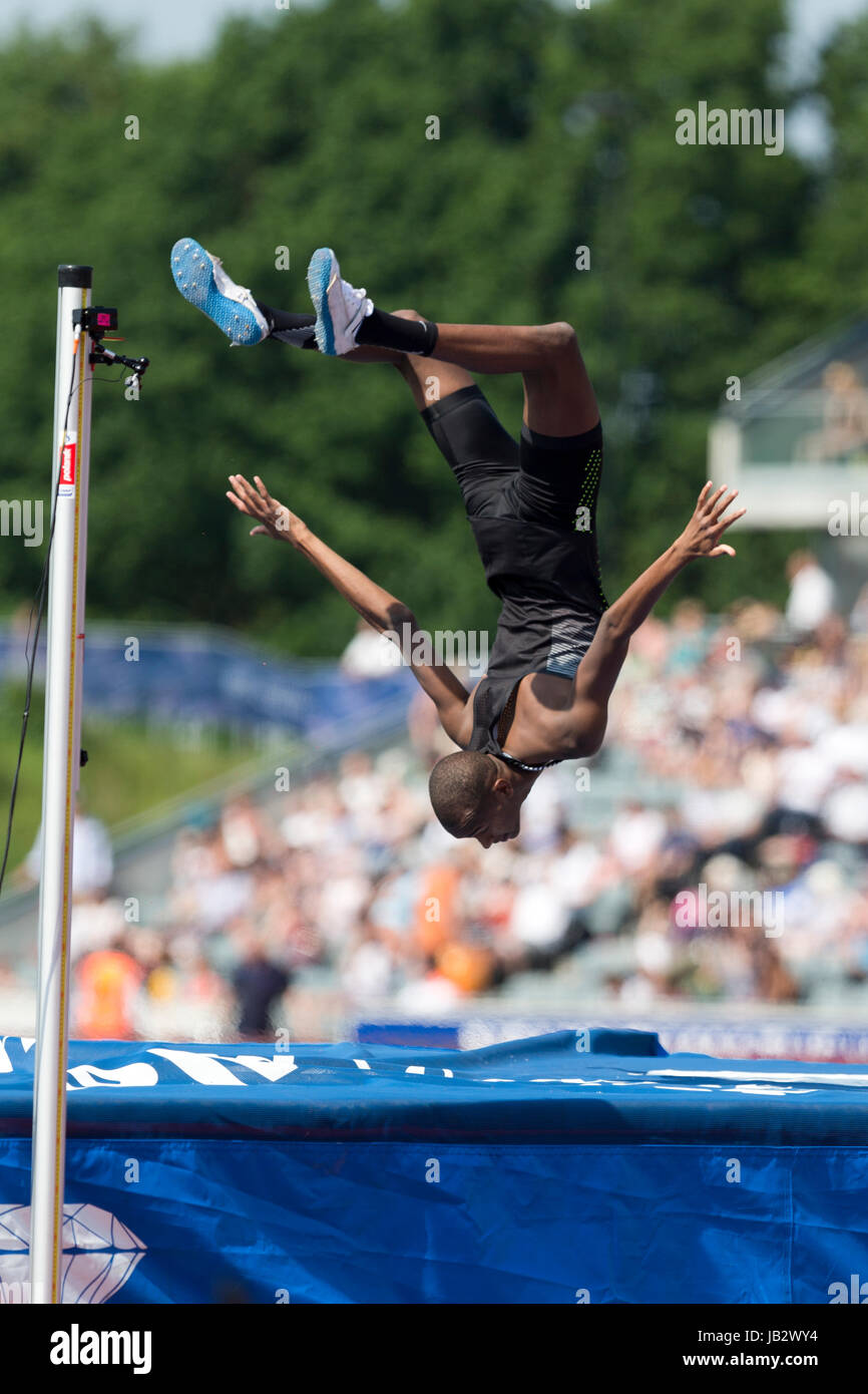 Mutaz Essa BARSHIM concorrenti negli uomini salto in alto al 2016 Diamond League, Alexander Stadium, Birmingham, Regno Unito, 6 giugno 2016. Foto Stock