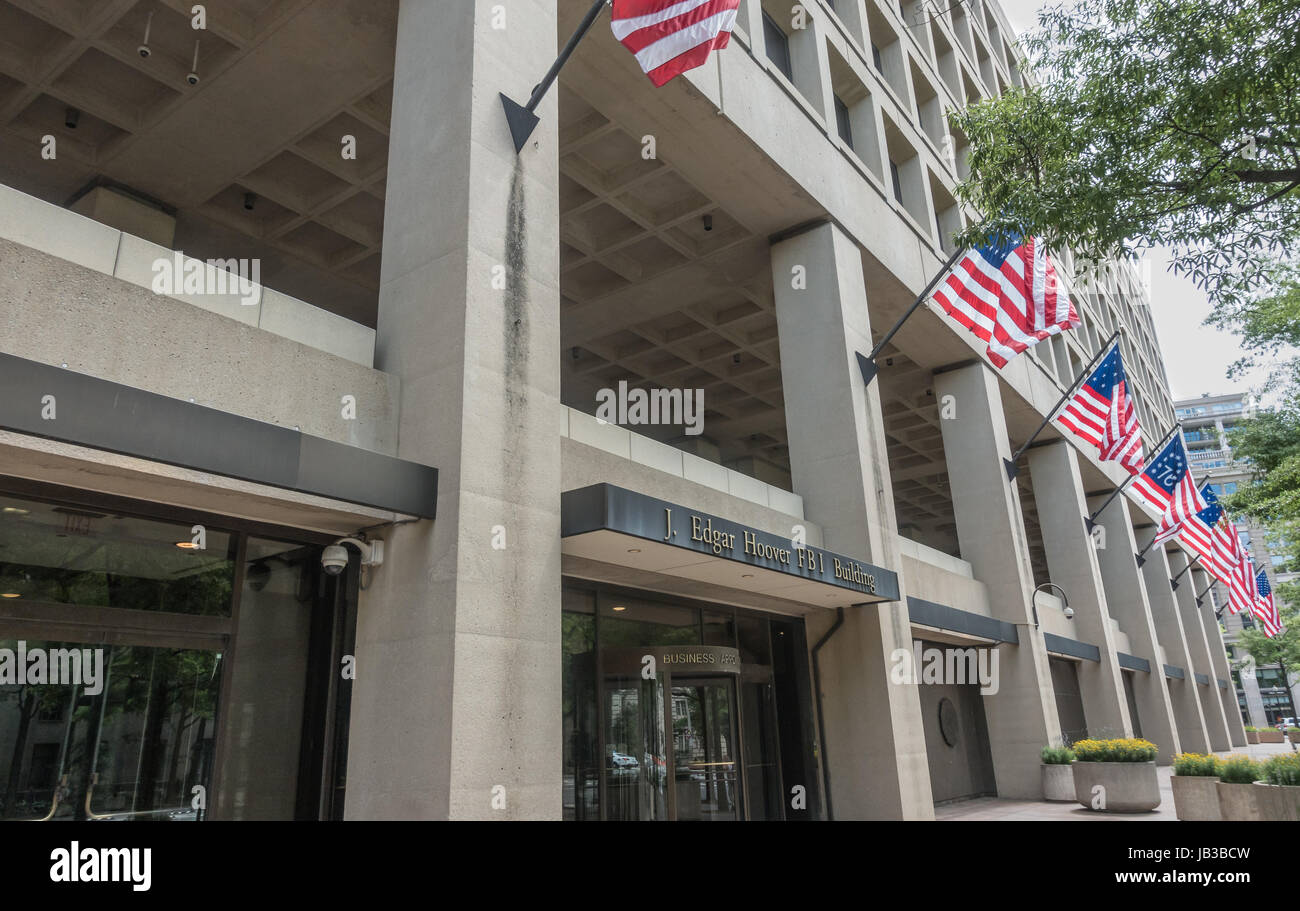 Ufficio federale dell'inchiesta sede a Washington, DC. Segno sulla porta. Chiamato il J. Edgar Hoover edificio dopo il primo direttore dell'FBI. Foto Stock