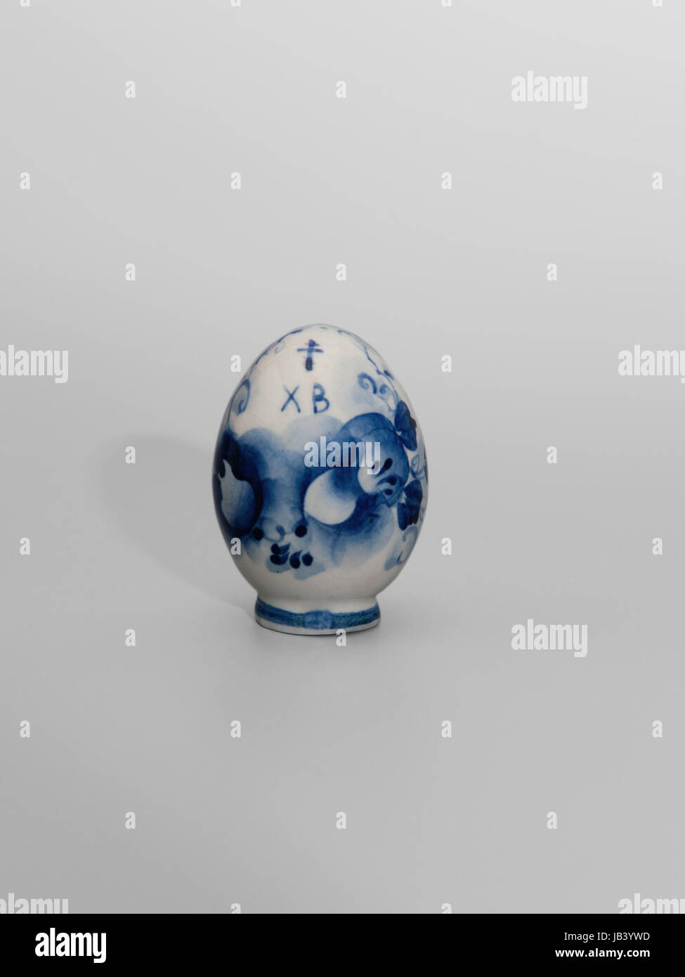 Il russo del bianco e del blu uovo di pasqua Foto Stock