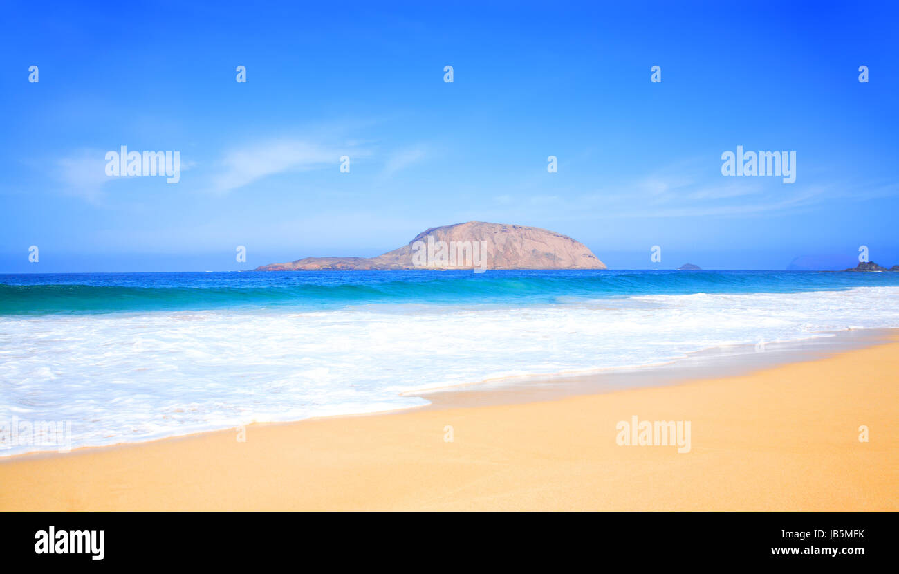 Playa Las Conchas, Montana Clara, isola di La Graciosa, Lanzarote, Isole Canarie, Spagna. Foto Stock