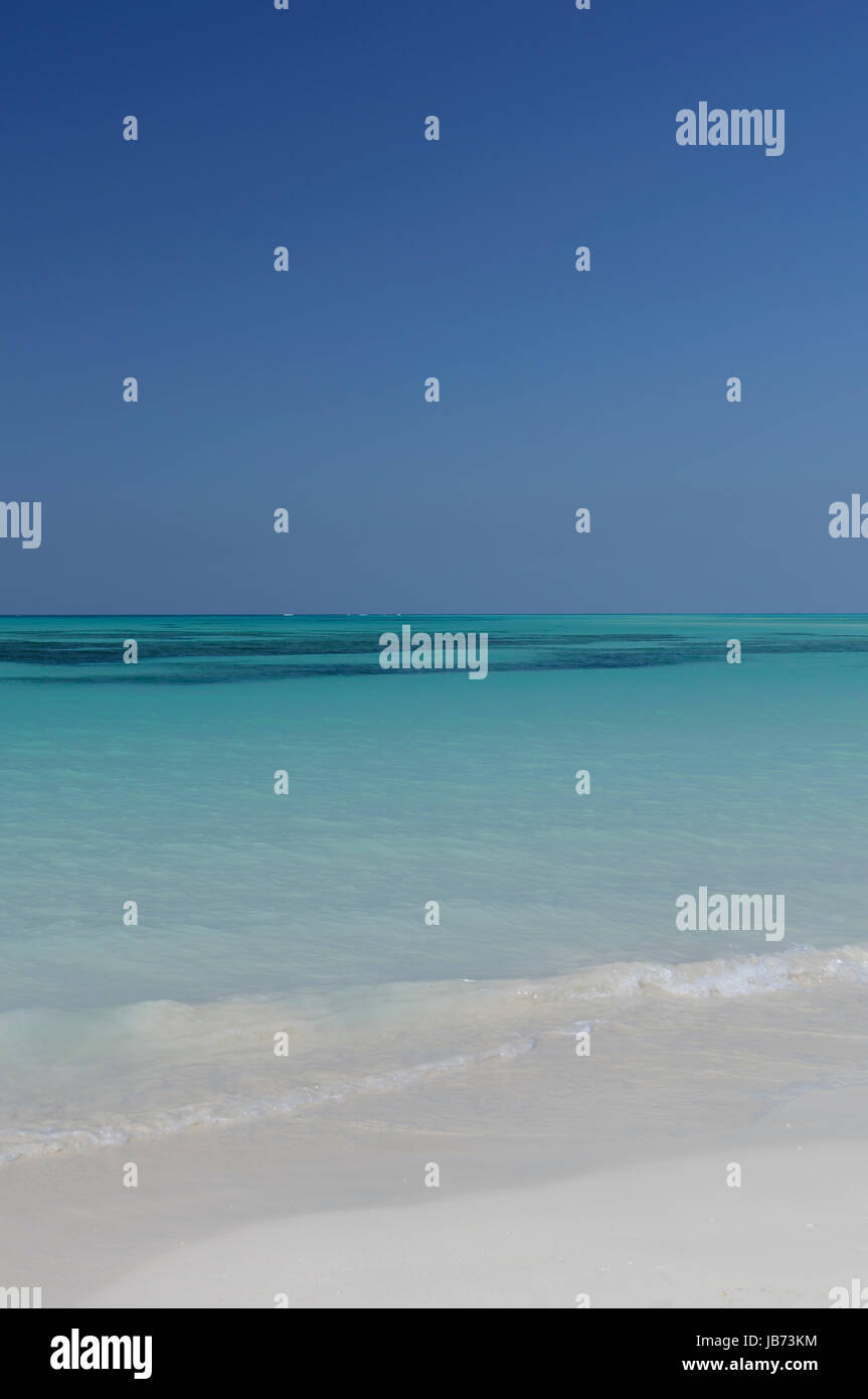 Weisser tropischer Strand in der Karibik, Kuba. Foto Stock