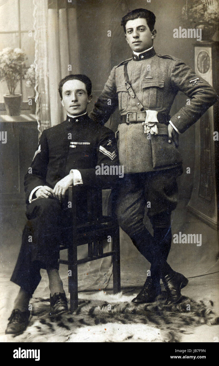Ritratto di giovani soldati italiani 1919 Foto Stock