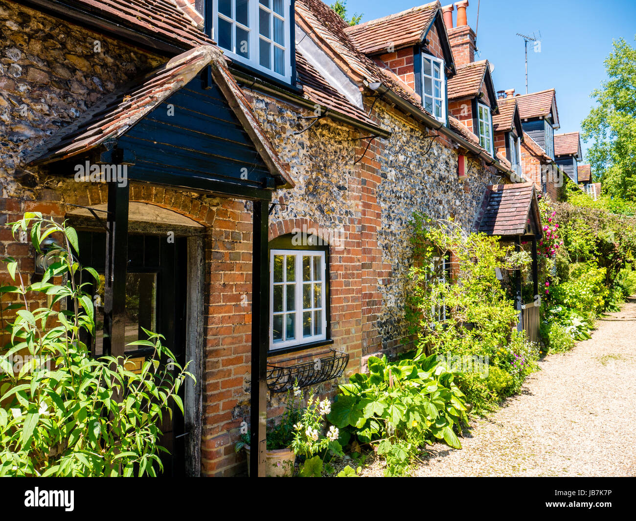 Strada tranquilla off High St, Streatley-on-Thames, Berkshire, Inghilterra Foto Stock