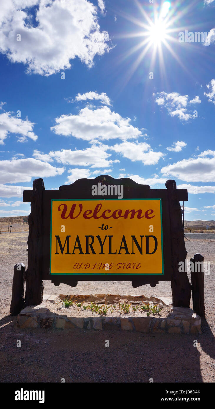 Benvenuti in Maryland cartello stradale con il blu del cielo Foto Stock