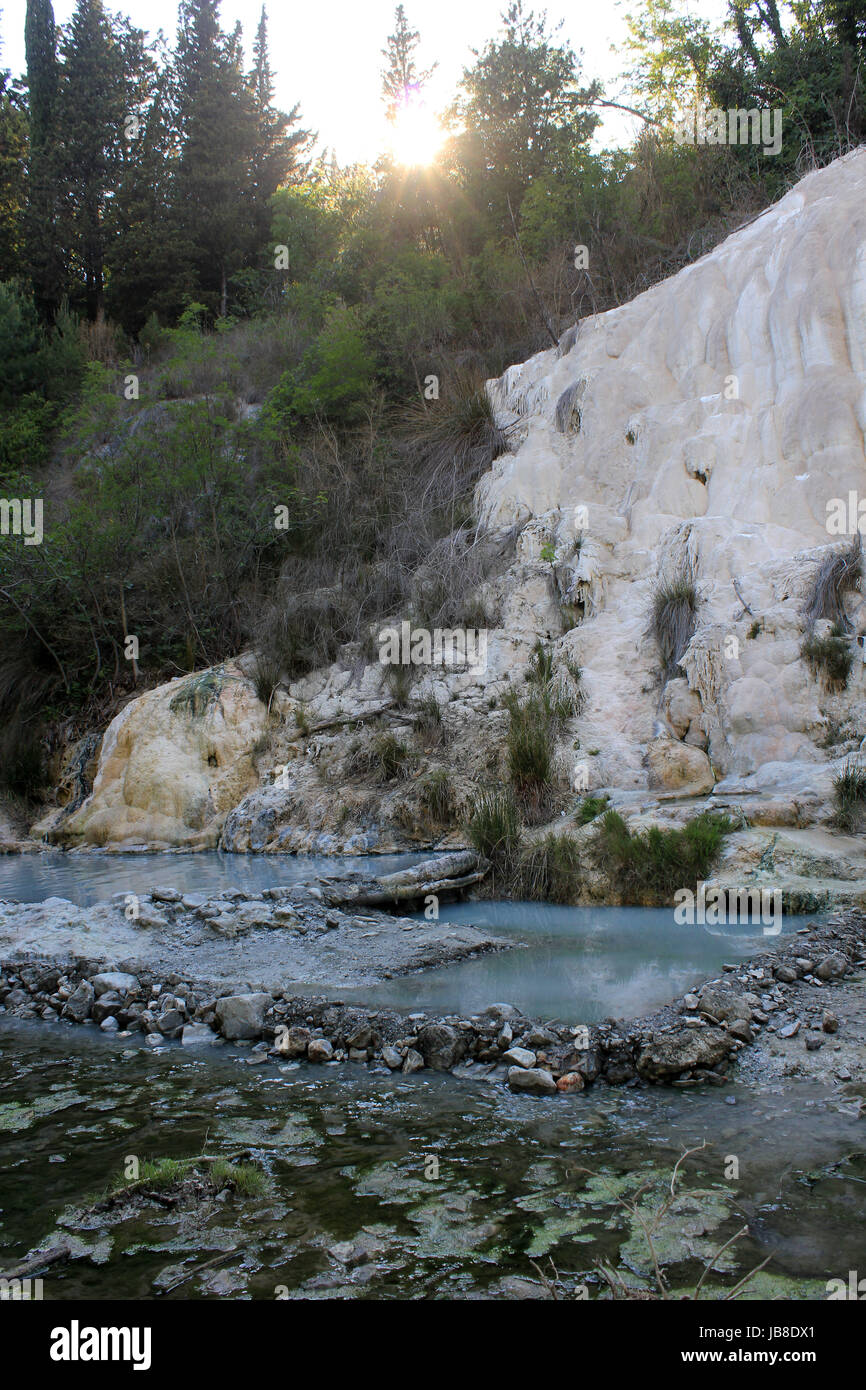 BAGNI SAN FILIPPO, Italia - 2 giugno 2017: Fosso Bianco rock ... BAGNI SAN FILIPPO, Italia - 2 giugno 2017: Fosso Bianco rock ...