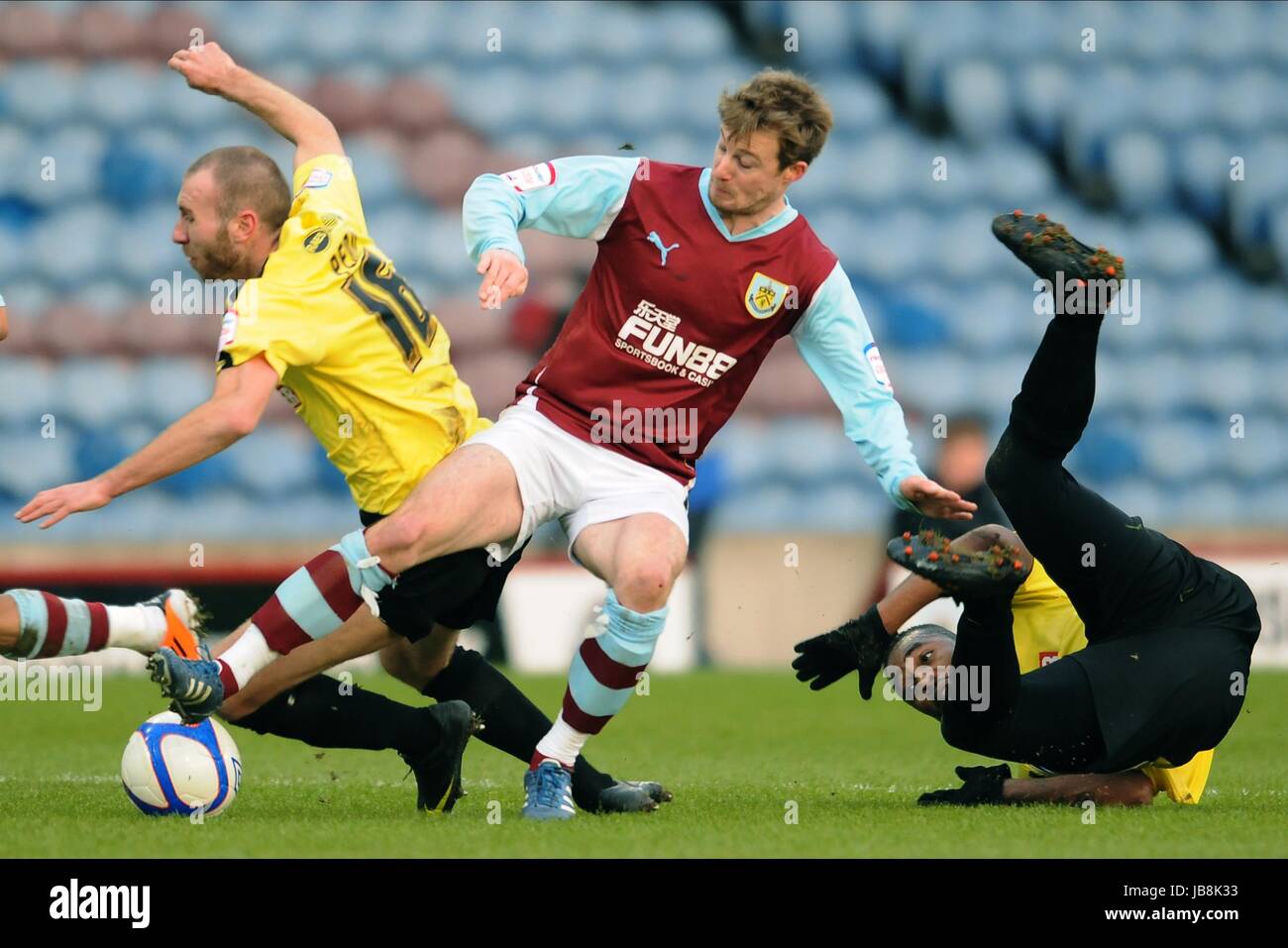 RUSSELL PENN WADE ELLIOTT JA BURNLEY V BURTON ALBION FC TURF MOOR BURNLEY INGHILTERRA 29 Gennaio 2011 Foto Stock