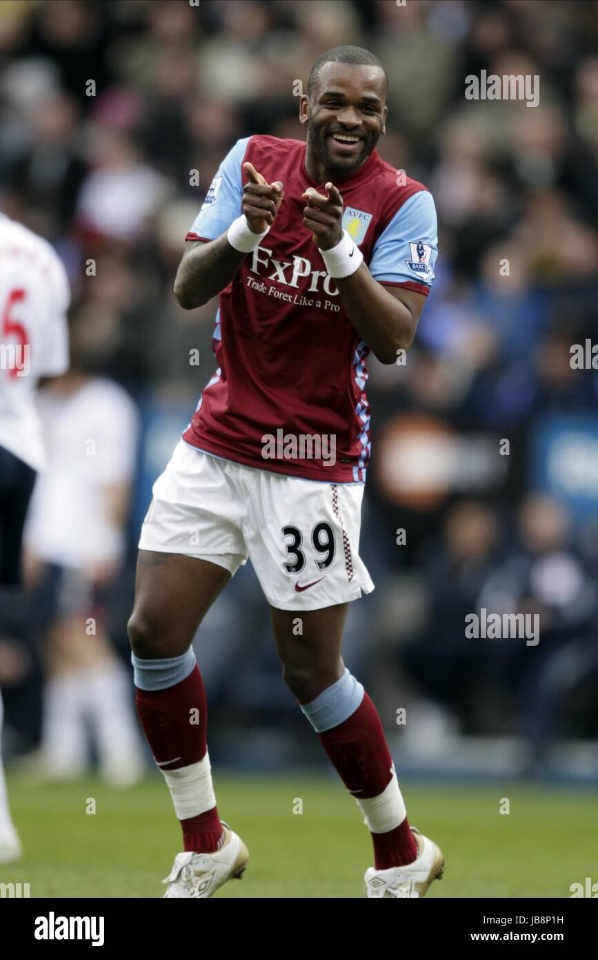 DARREN piegate celebra Bolton Wanderers V Aston Villa Reebok Stadium Bolton Inghilterra 05 Marzo 2011 Foto Stock