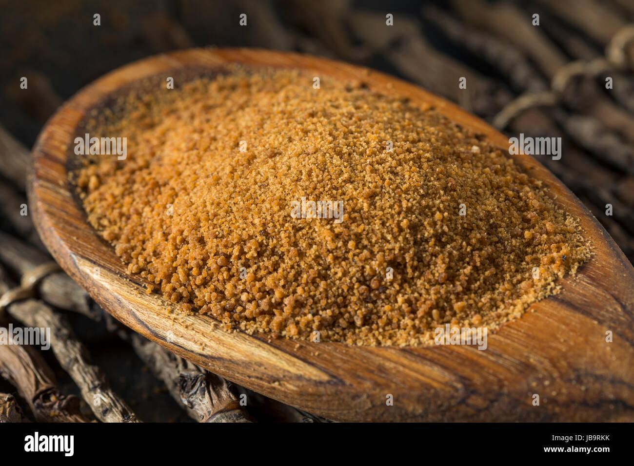 Materie organiche di palma di cocco lo zucchero in una terrina Foto Stock