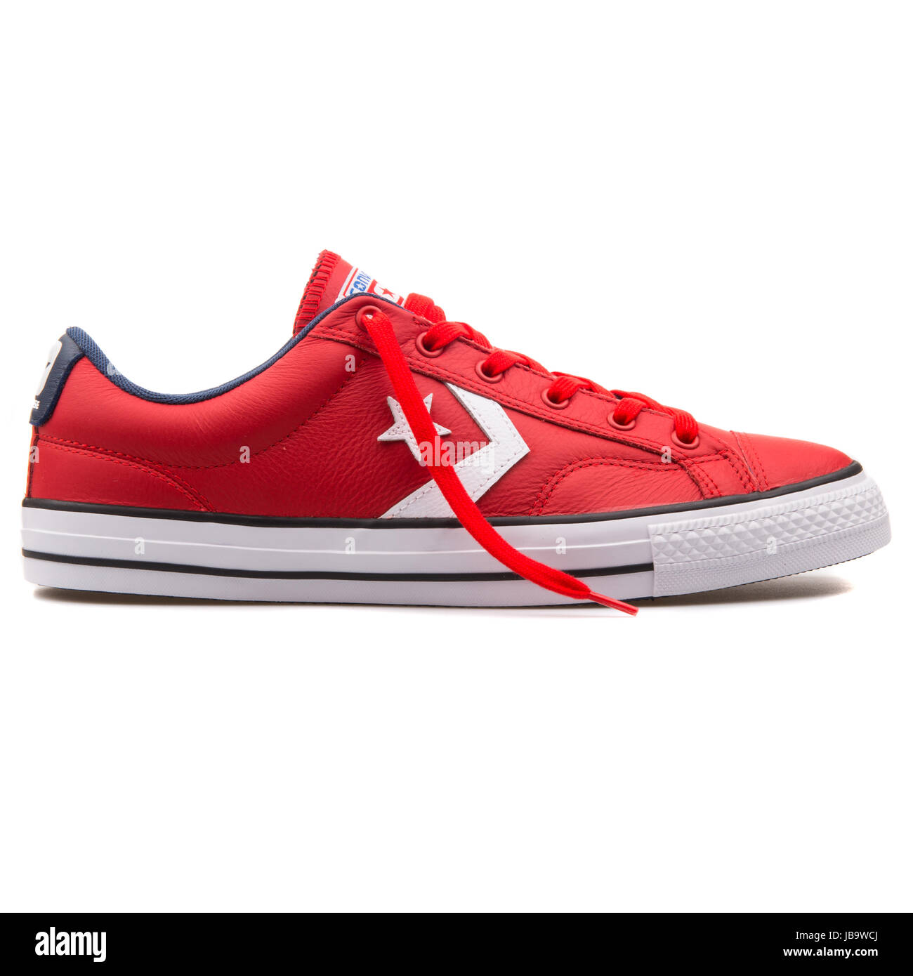 converse pelle bianche stella rossa