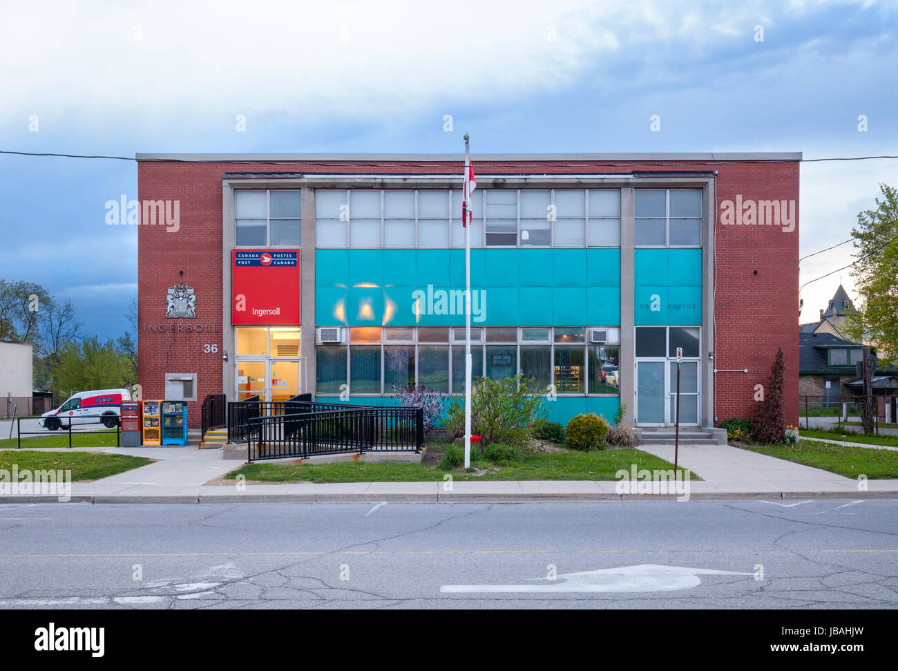 Il Ingersoll Canada Post post office building. Ingersoll, contea di Oxford, Ontario, Canada. Foto Stock