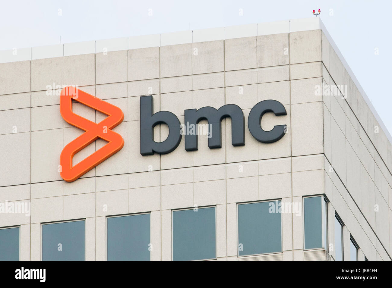 Un logo segno al di fuori della sede di BMC Software a Houston, Texas, il 27 maggio 2017. Foto Stock