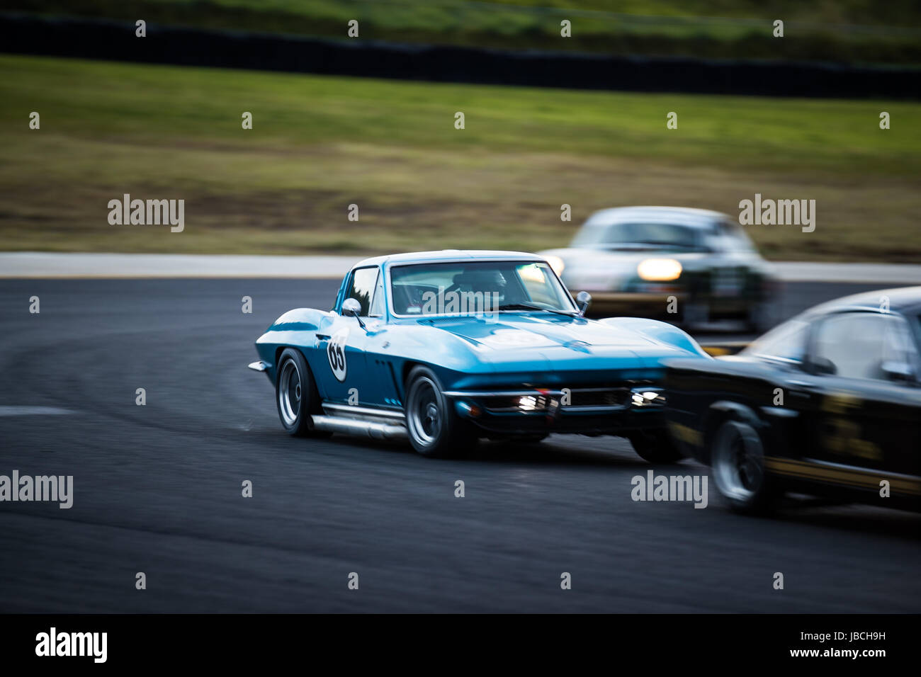 Sydney Motorsport Park, 10 giugno 2017. Gruppo S gara di Ray Narkiewicz nella Chevrolet Corvette. Anthony Bolack/Alamy Live News Foto Stock