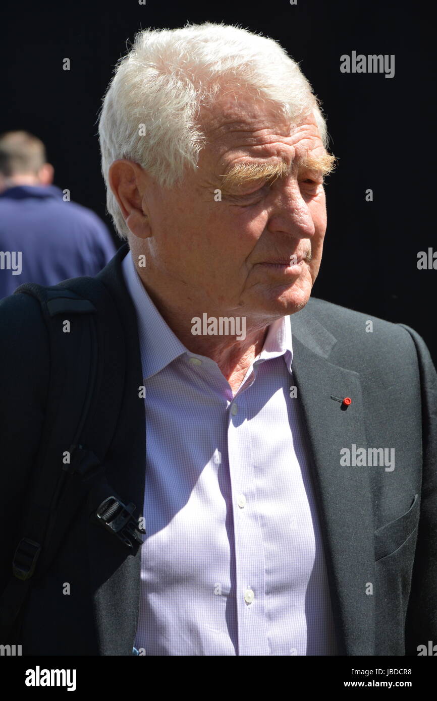 Paddy Ashdown visite College Green, Westminster a parlare con i mezzi di informazione circa il risultato delle elezioni di giugno 2017. Foto Stock