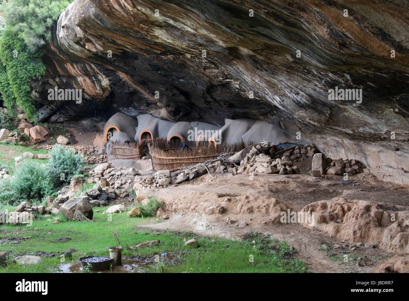 Ha Kome cave houses Pulane Berea district Lesotho Africa meridionale Foto Stock
