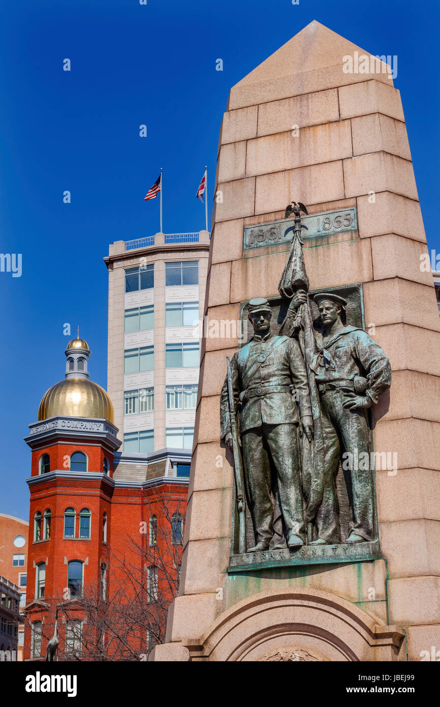 Grand esercito della Repubblica Memorial (Stephenson), la guerra civile memorial, cupola dorata, bandiere, Pennsylvania Avenue a Washington DC. Dedicato su luglio 3, 1909; artista era J. Massey Rhind. Grand Army Repubblica fu guerra civile veterani del gruppo di velisti della marina e dell'esercito di soldati. Foto Stock