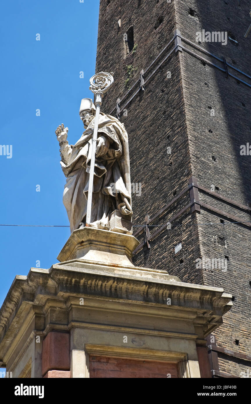 San Petronio statua. Bologna. Emilia Romagna. L'Italia. Foto Stock