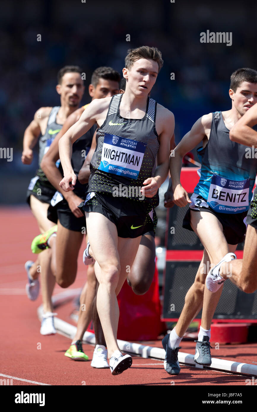 Jake WIGHTMAN concorrenti negli uomini del 1500m a 2016 Diamond League, Alexander Stadium, Birmingham, Regno Unito, 6 giugno 2016. Foto Stock