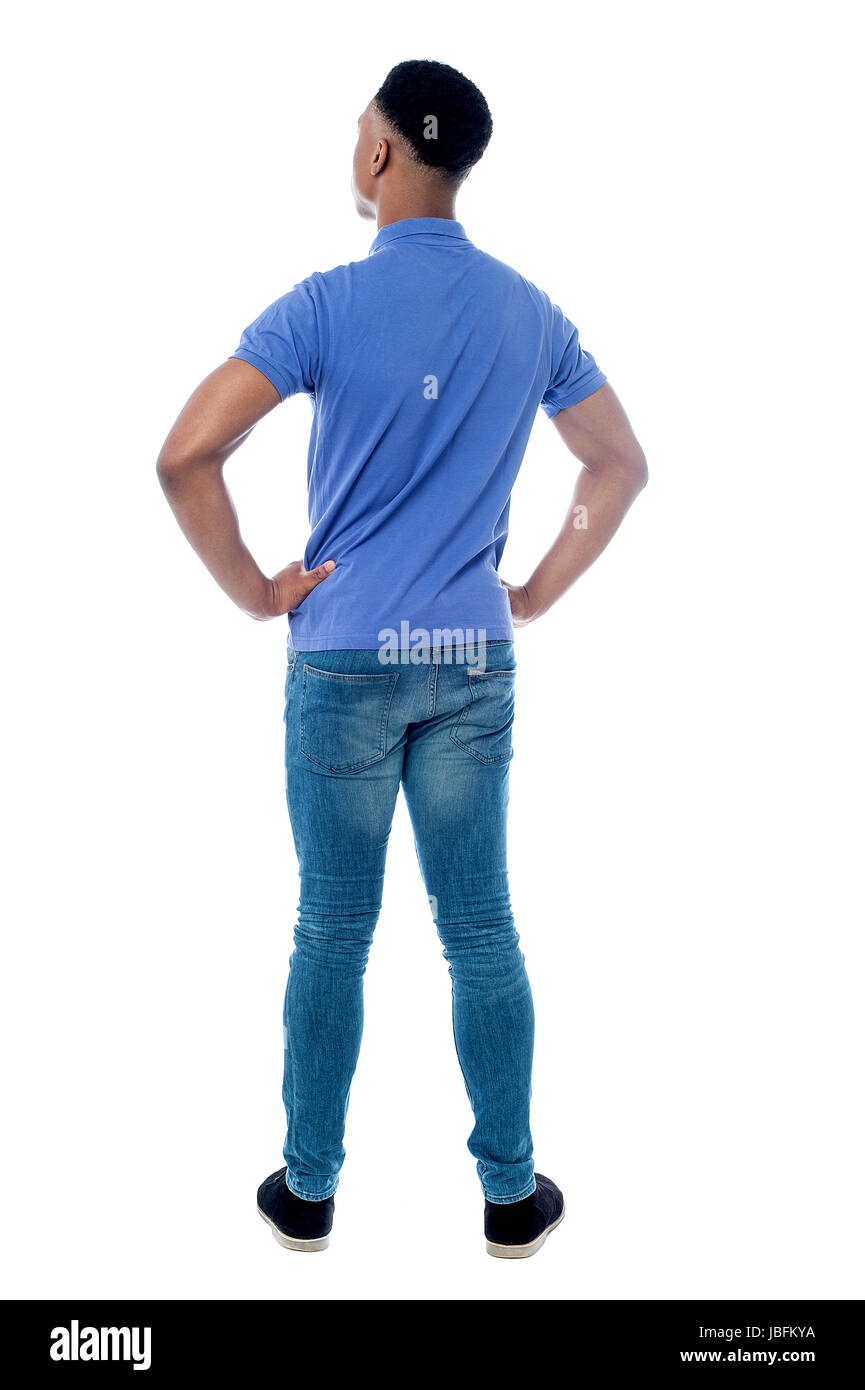 Torna pongono a piena lunghezza shot di un giovane uomo Foto Stock