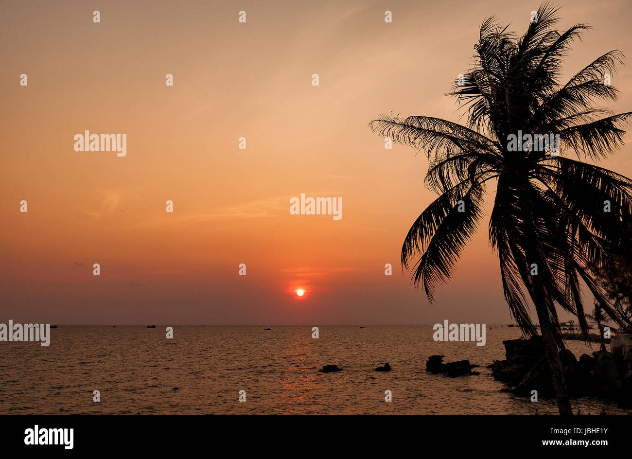 Sunrise Ham Ninh villaggio di pescatori nell'isola di Phu Quoc del Viet Nam Foto Stock