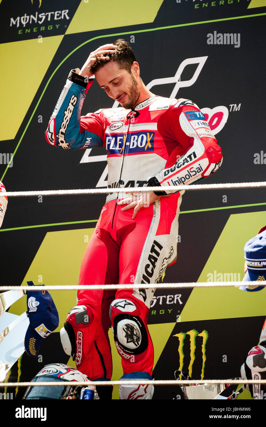 Barcellona, Spagna. 11 Giugno, 2017. Andrea Dovizioso; DEL DUCATI MOTOGP TEAM SUL PODIO durante la Motogp, Gran Premi Monster Energy de Catalunya al Montmelò, Spagna. Credito: Pablo Guillen/Alamy Live News Foto Stock