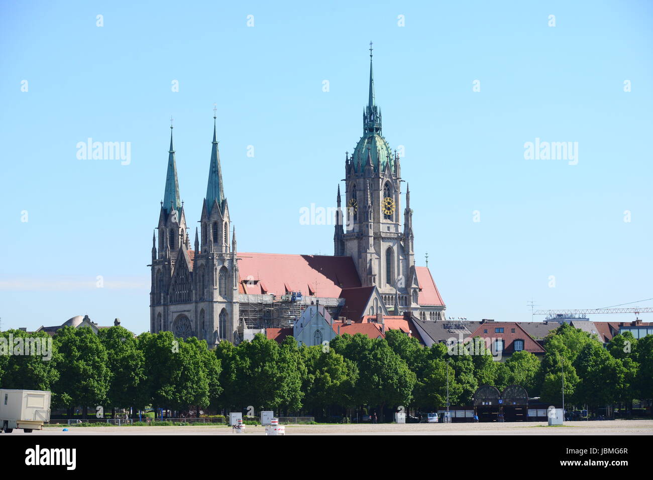 Pfarrkirche der ludwigsvorstadt in München sie wurde 1892 bis 1906 nach plänen von Georg von hauberrisser im neugotischen stil errichtet Foto Stock