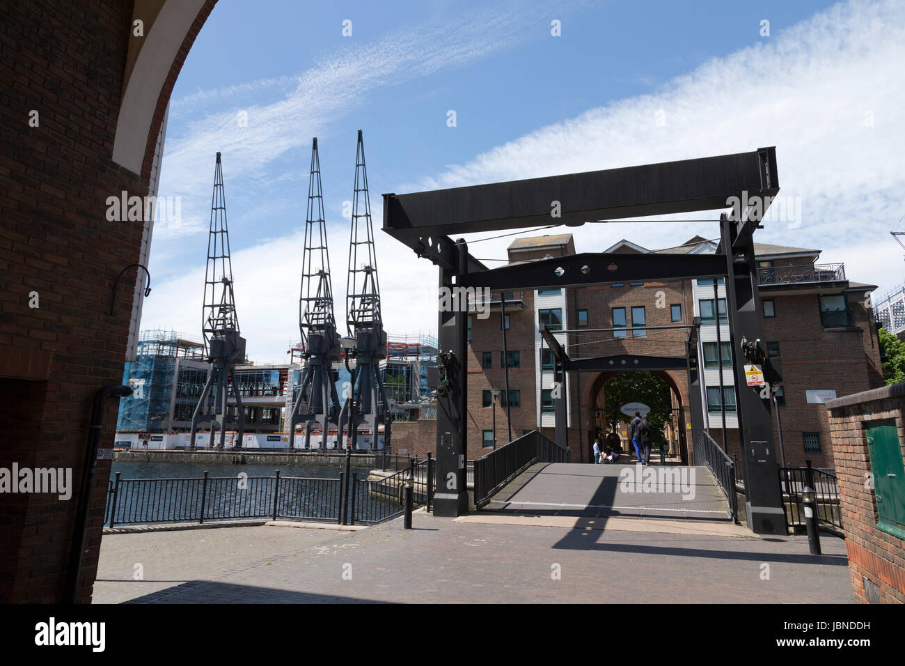 Ponte di Glengall, Millwall Inner Dock, Londra, Regno Unito Foto Stock