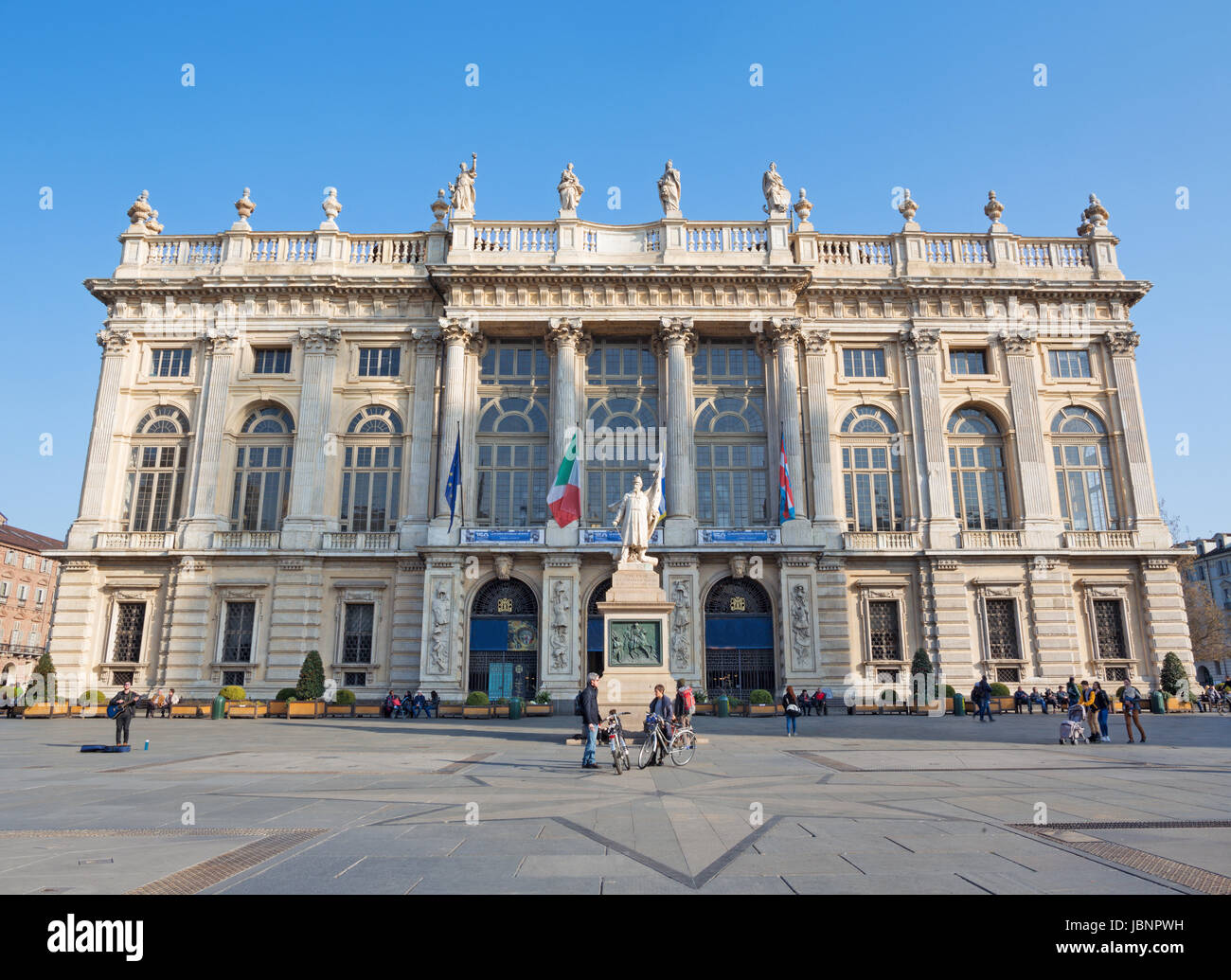 Torino, Italia - 13 Marzo 2017: Palazzo Madama e Piazza Castello. Foto Stock