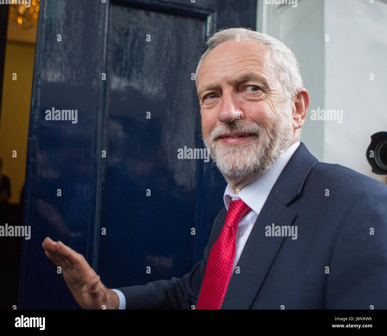 Leader laburista Jeremy Corbyn arriva a offrire la sicurezza nazionale e la politica estera il parlato a Chatham House, London, Regno Unito dotato di: Jeremy Corbyn dove: Londra, Regno Unito quando: 12 maggio 2017 Credit: Wheatley/WENN Foto Stock