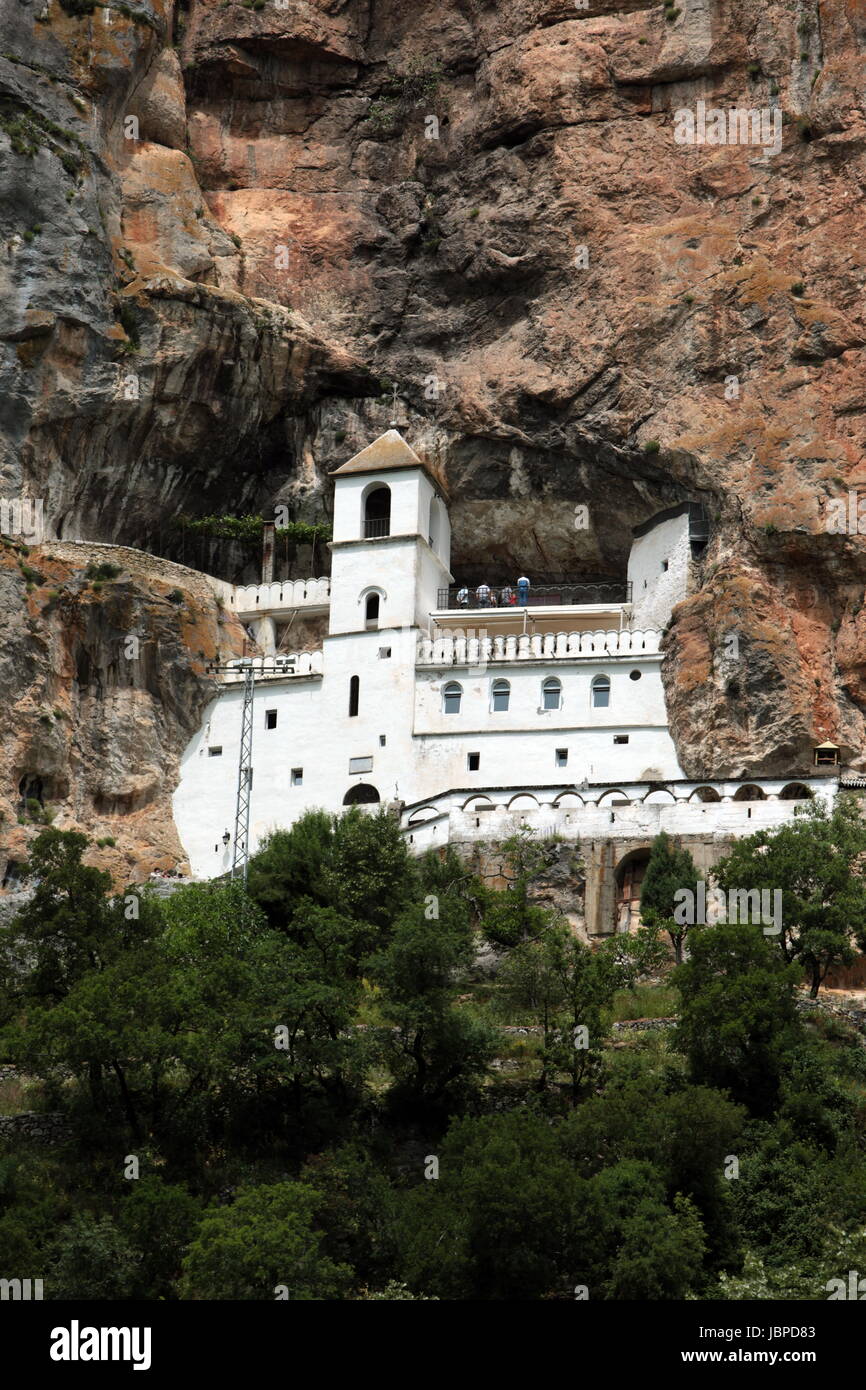 Das Kloster Manastir Ostrog suedlich von Niksic in Montenegro im Balkan am Mittelmeer in Europa. Foto Stock