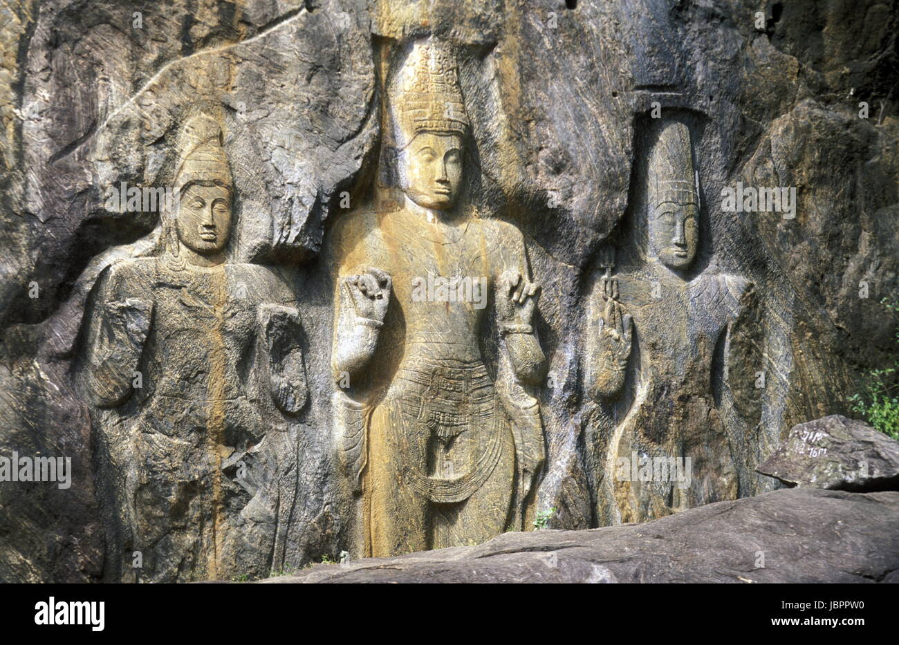 Die Fels Buddha Statuen bei Buduruvagala sueden im der Insel Sri Lanka im Indischen Ozean. Foto Stock