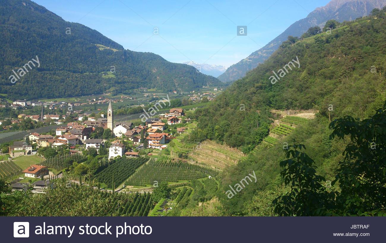 La regione di Merano in Alto Adige la regione alpina del nord Italia Foto Stock