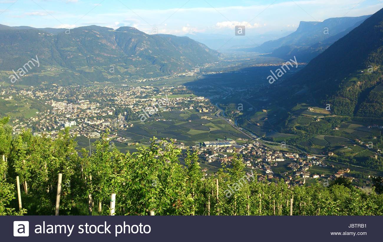 La regione di Merano in Alto Adige la regione alpina del nord Italia Foto Stock