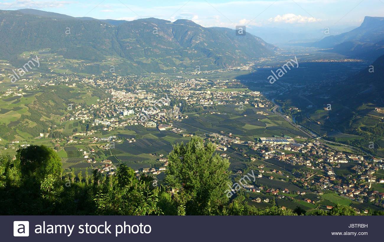 La regione di Merano in Alto Adige la regione alpina del nord Italia Foto Stock