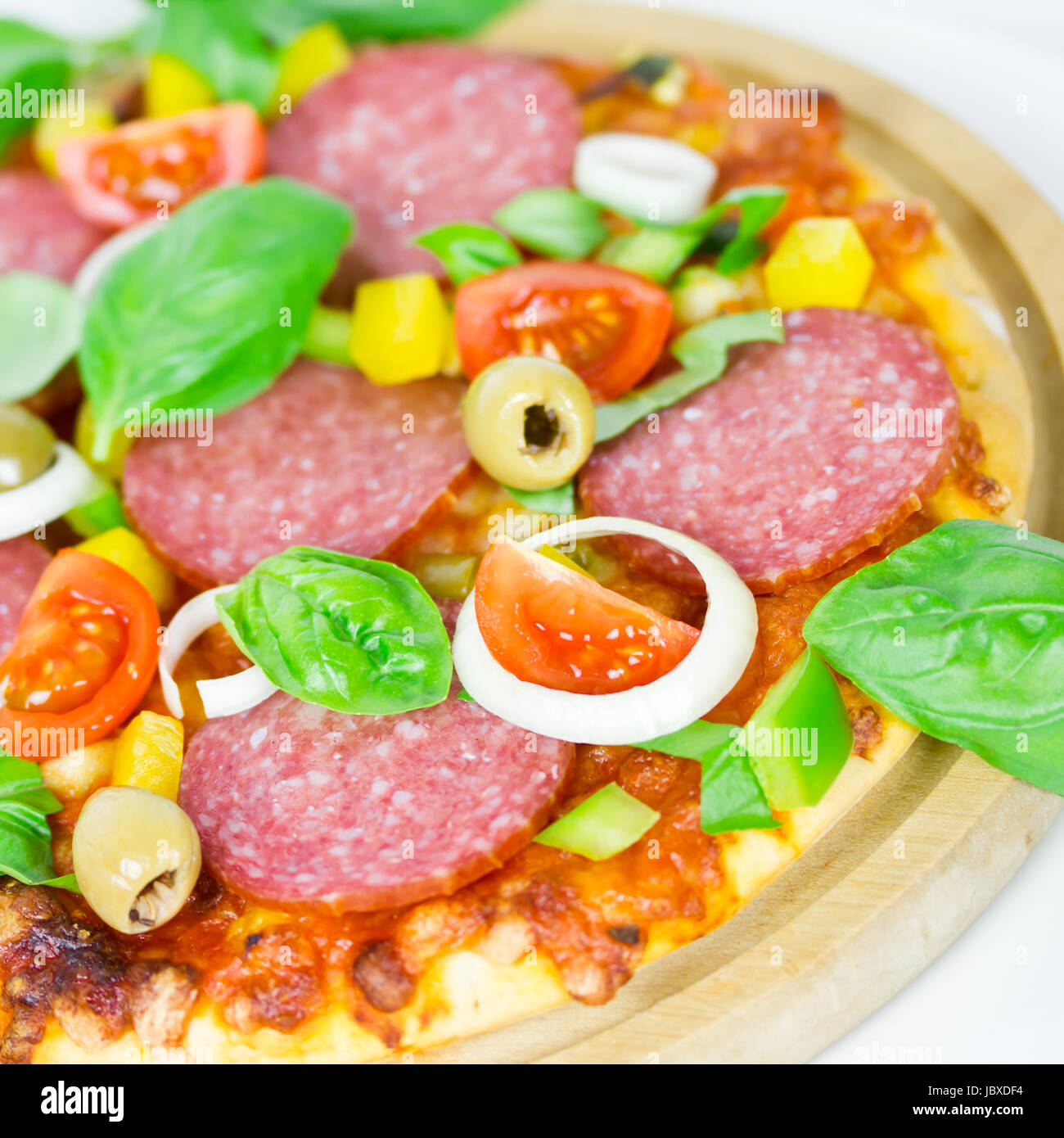 Pizza Salame Foto Stock