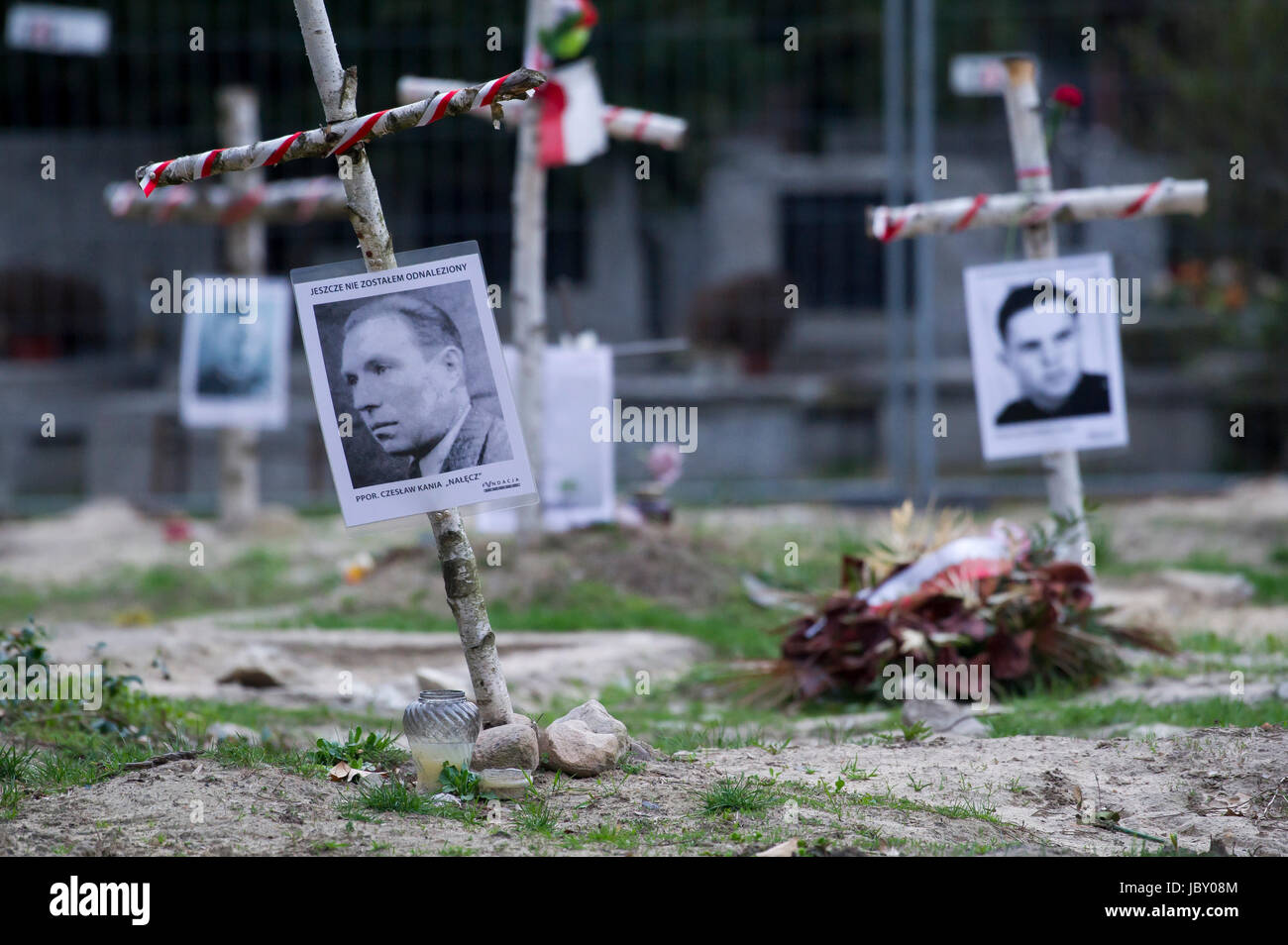 Powazki cimitero militare fossa comune immagini e fotografie stock ad