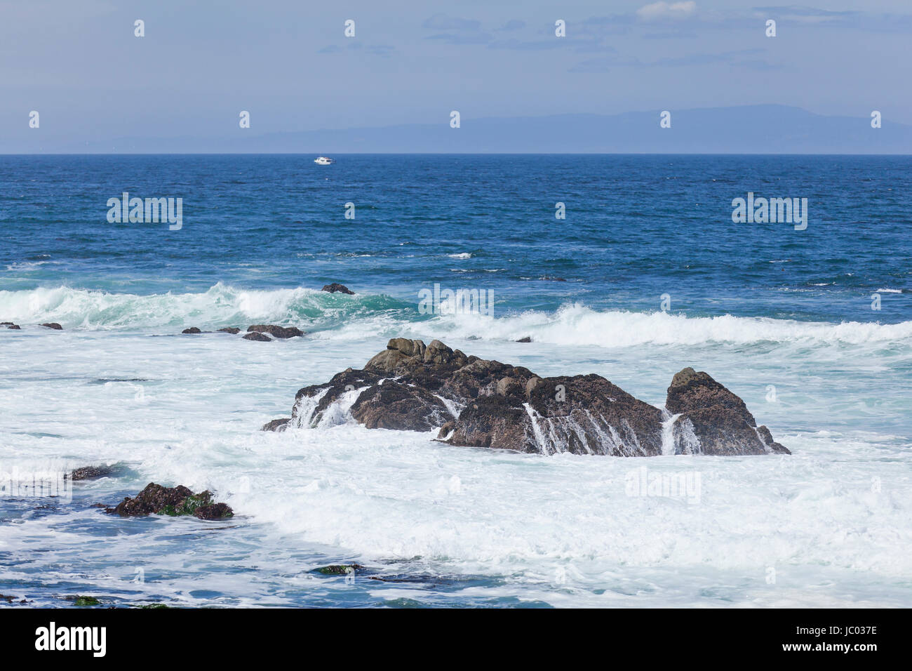 Costa rocciosa della California Centrale - USA Foto Stock