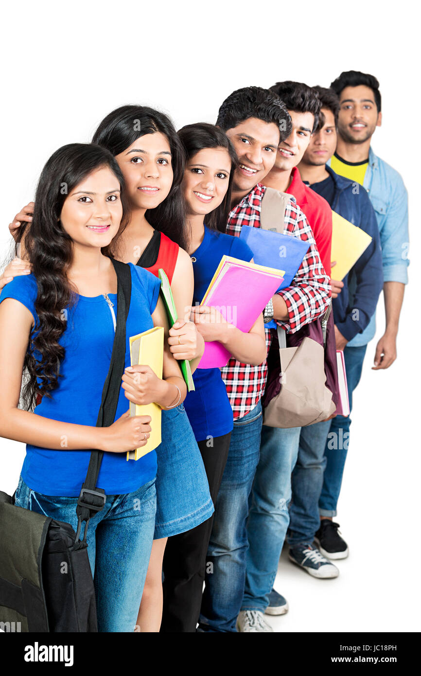 Gruppo amici dell'università studente permanente della coda Foto Stock