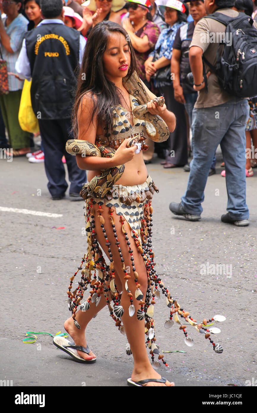 Peru festival immagini e fotografie stock ad alta risoluzione - Alamy
