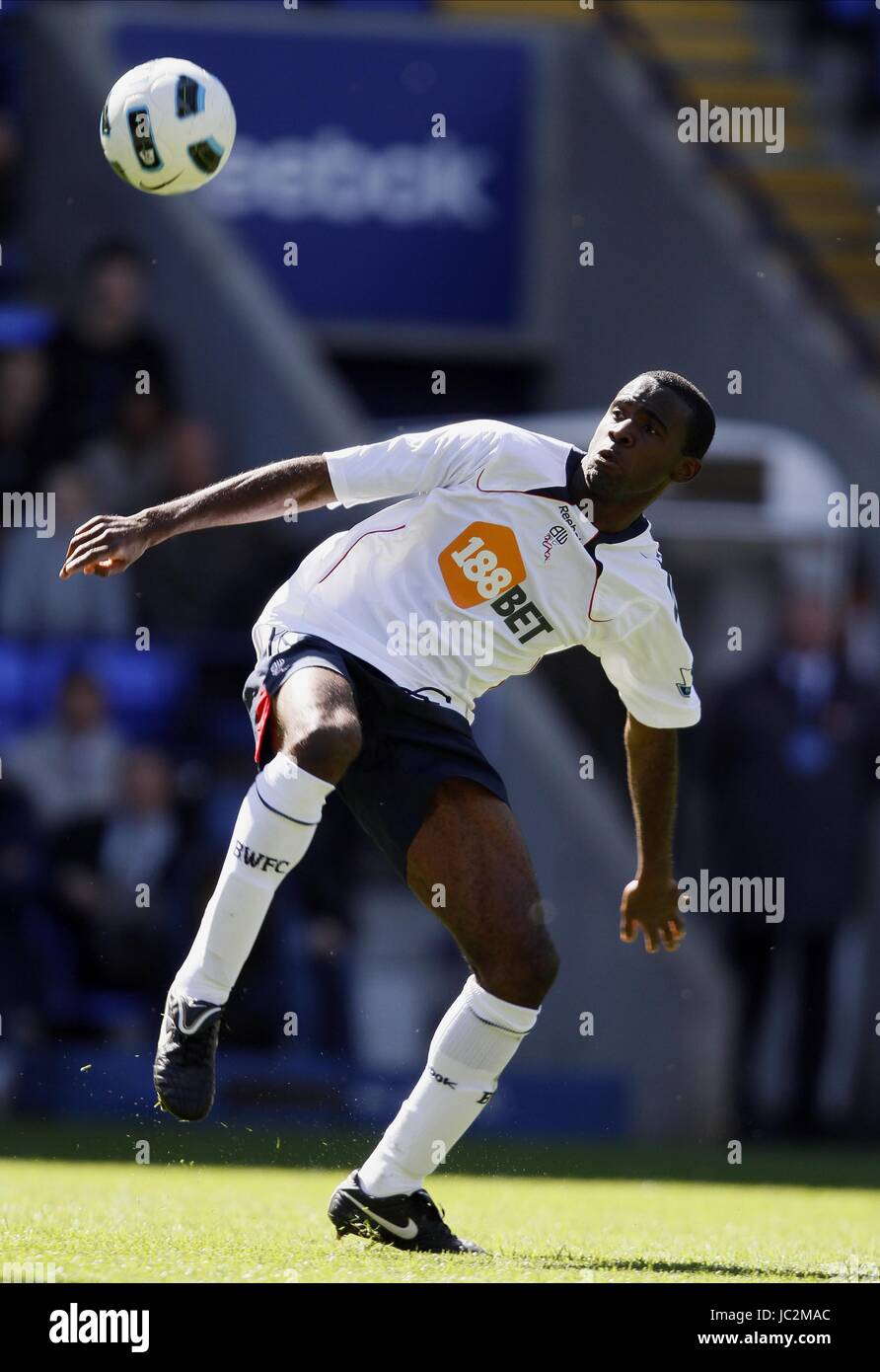 FABRICE MUAMBA Bolton Wanderers FC Reebok Stadium Bolton Inghilterra 29 Agosto 2010 Foto Stock