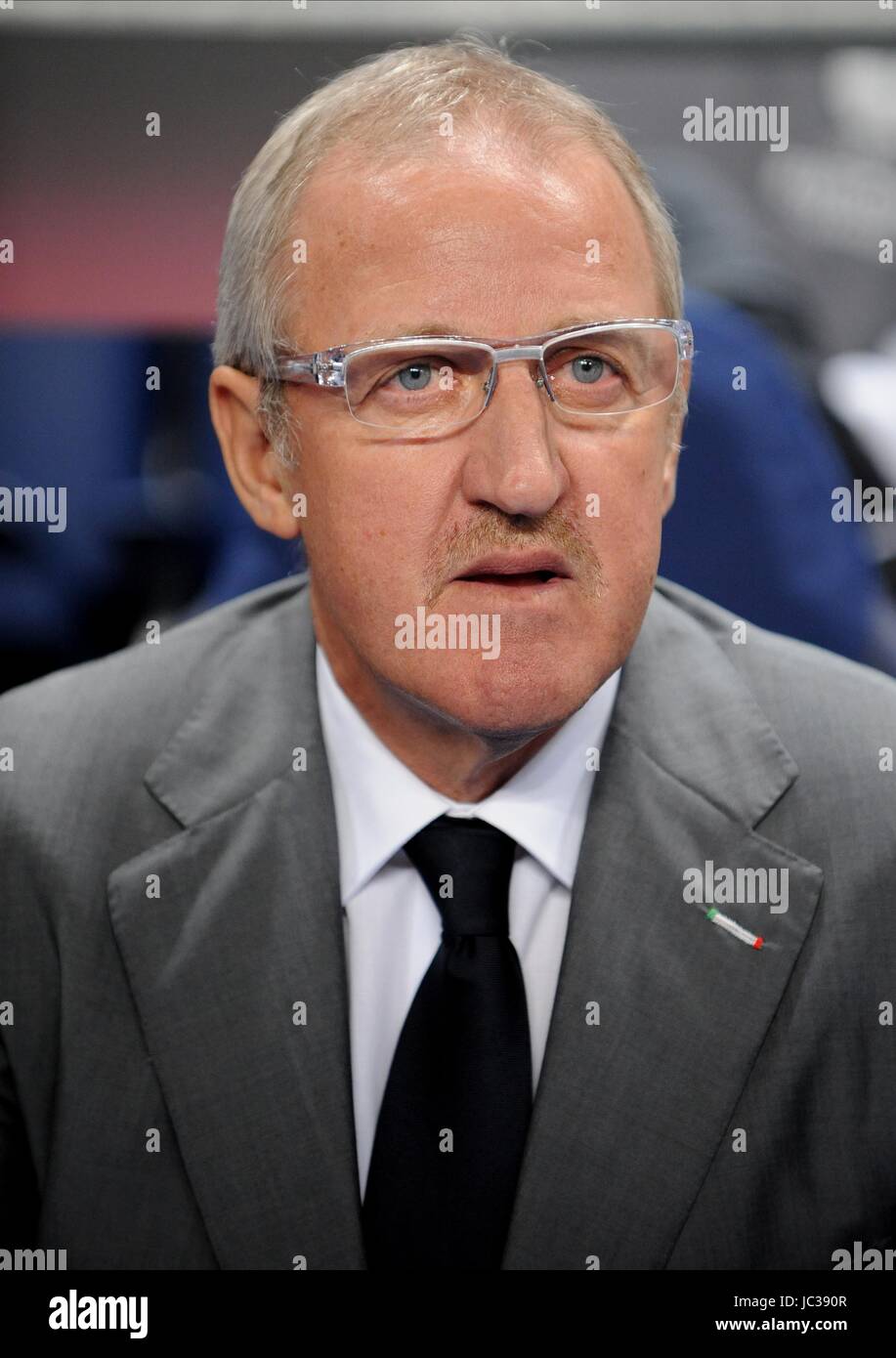 LUIGI DELNERI JUVENTUS MANAGER JUVENTUS MANAGER City of Manchester Stadium Manchester Inghilterra 30 Settembre 2010 Foto Stock