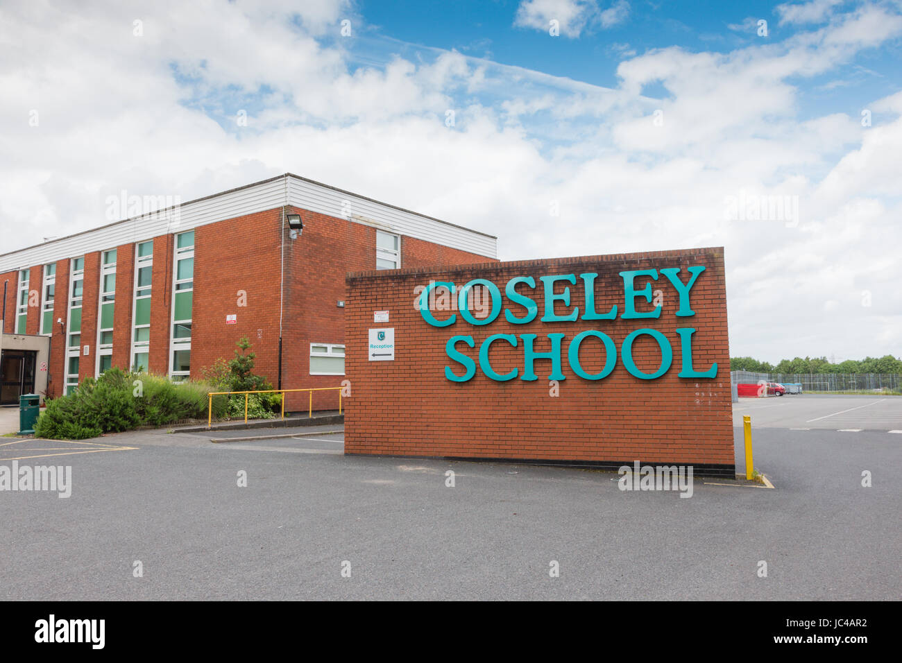 Halifax hx6 2np, scuola secondaria scuola globale su halifax hx6 2np West Midlands UK Black country Foto Stock