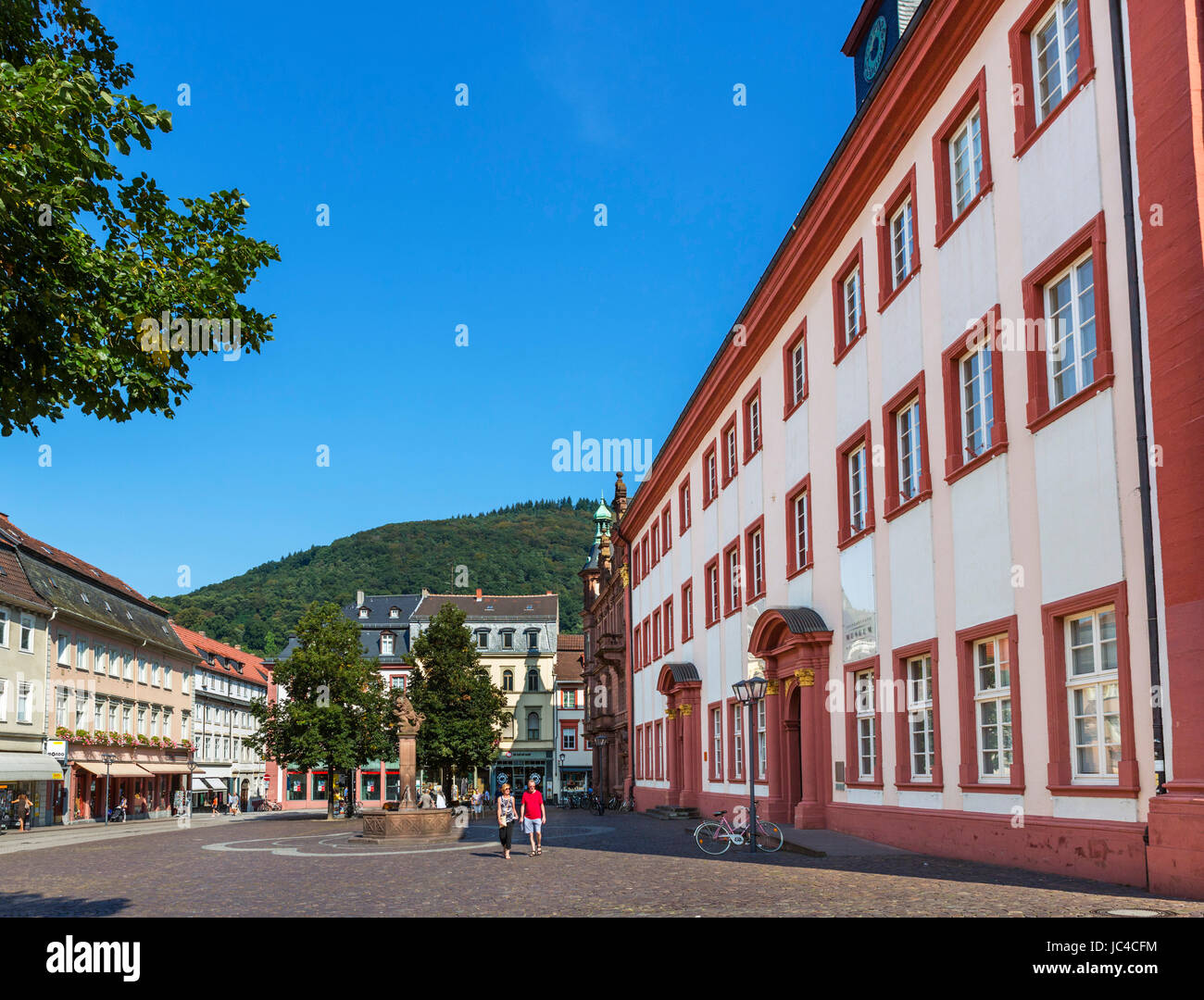 Università di Heidelberg (Ruprecht-Karls Universität Heidelberg). L'edificio della Vecchia Università a Universitätsplatz, Altstadt, Heidelberg, Germania Foto Stock