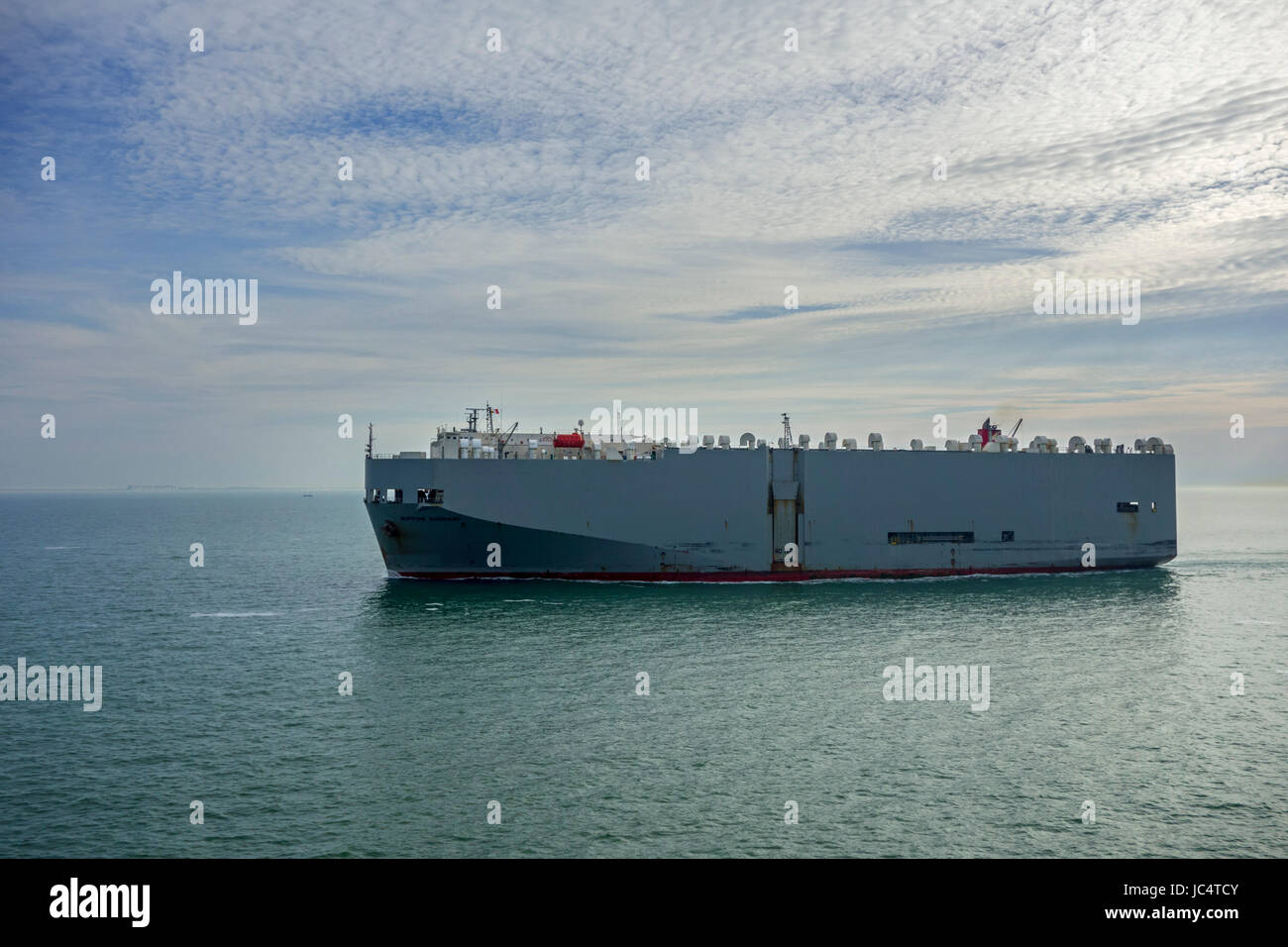 Nippon autostrada, veicoli carrier / Nave cargo vela Foto Stock