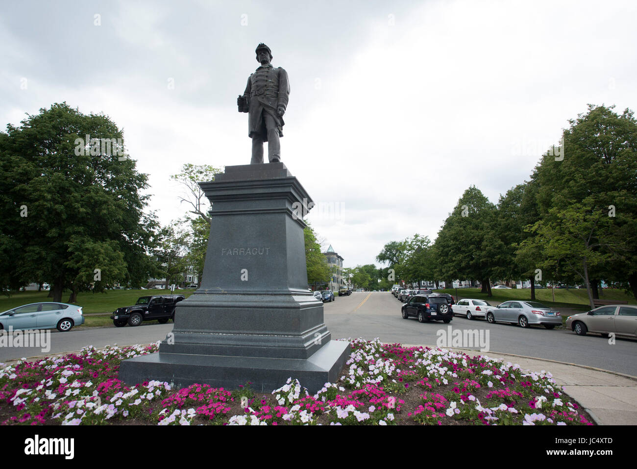 Cerchio di traffico a Broadway e giorno Boulevard e la statua di Ammiraglio Farragut. Foto Stock